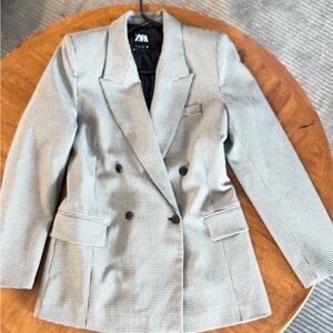 Zara Women's Black and White Houndstooth Blazer
